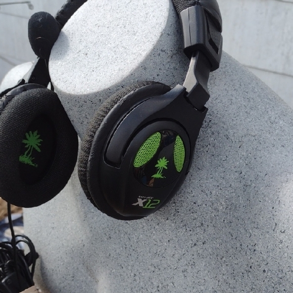 Turtle Beach X12 Gaming Headset - Picture 1 of 3